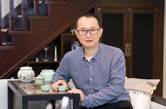 烹茶听雪声,侍花待春风